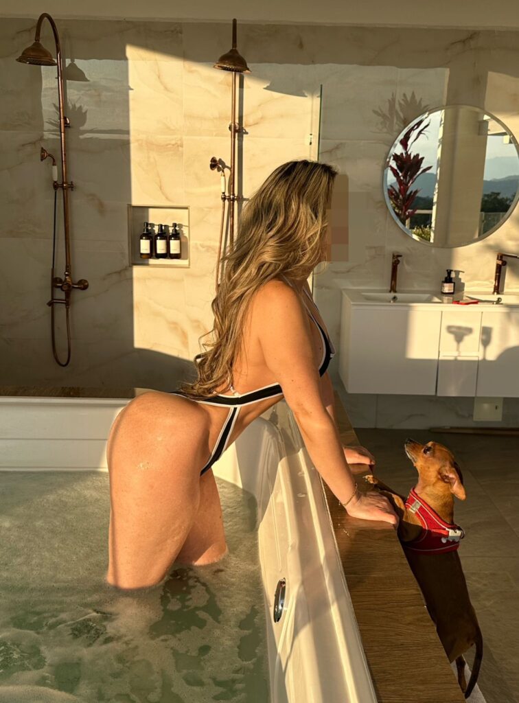 viviana escort fit elegante y discreta, ideal para eventos sociales